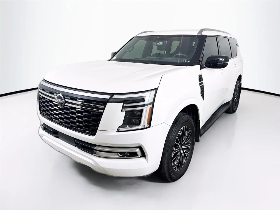 2025 Nissan Armada - Image 3 of 15