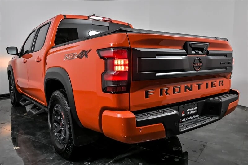 2025 Nissan Frontier 3rd Gen - Image 8 of 21