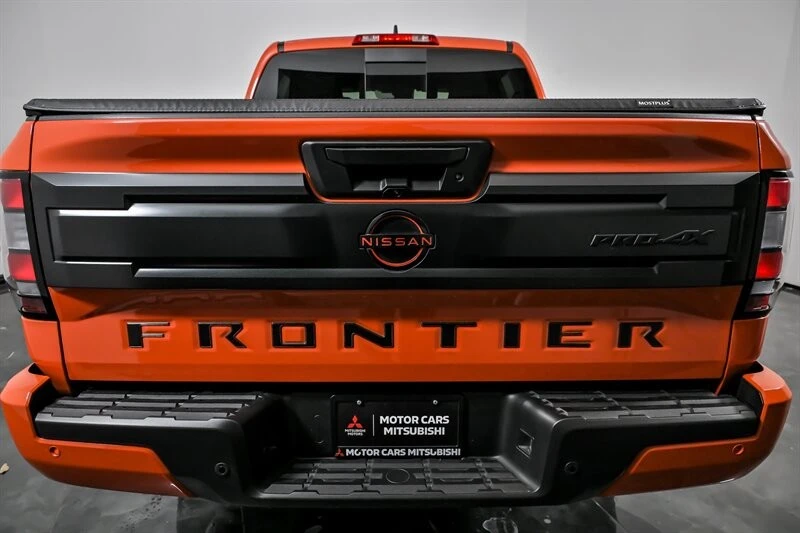 2025 Nissan Frontier 3rd Gen - Image 9 of 21