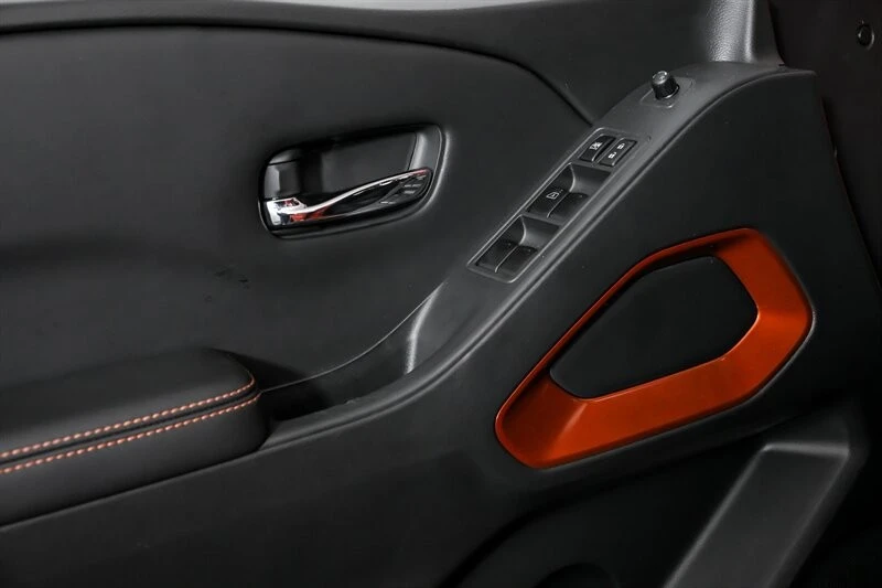 2025 Nissan Frontier 3rd Gen - Image 14 of 21