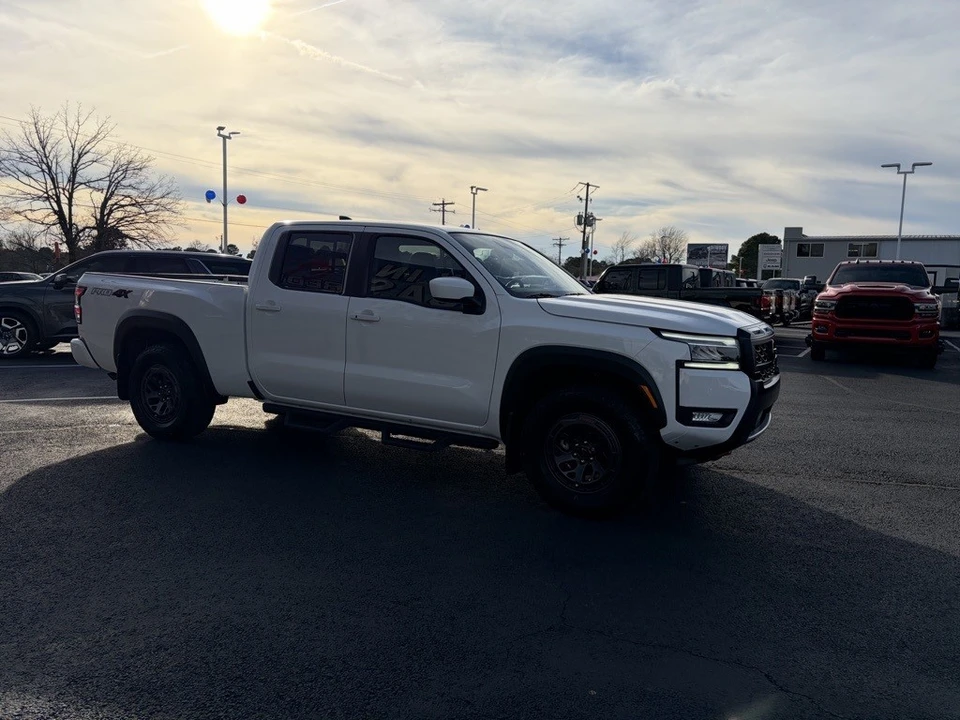 2025 Nissan Frontier 3rd Gen - Image 5 of 12