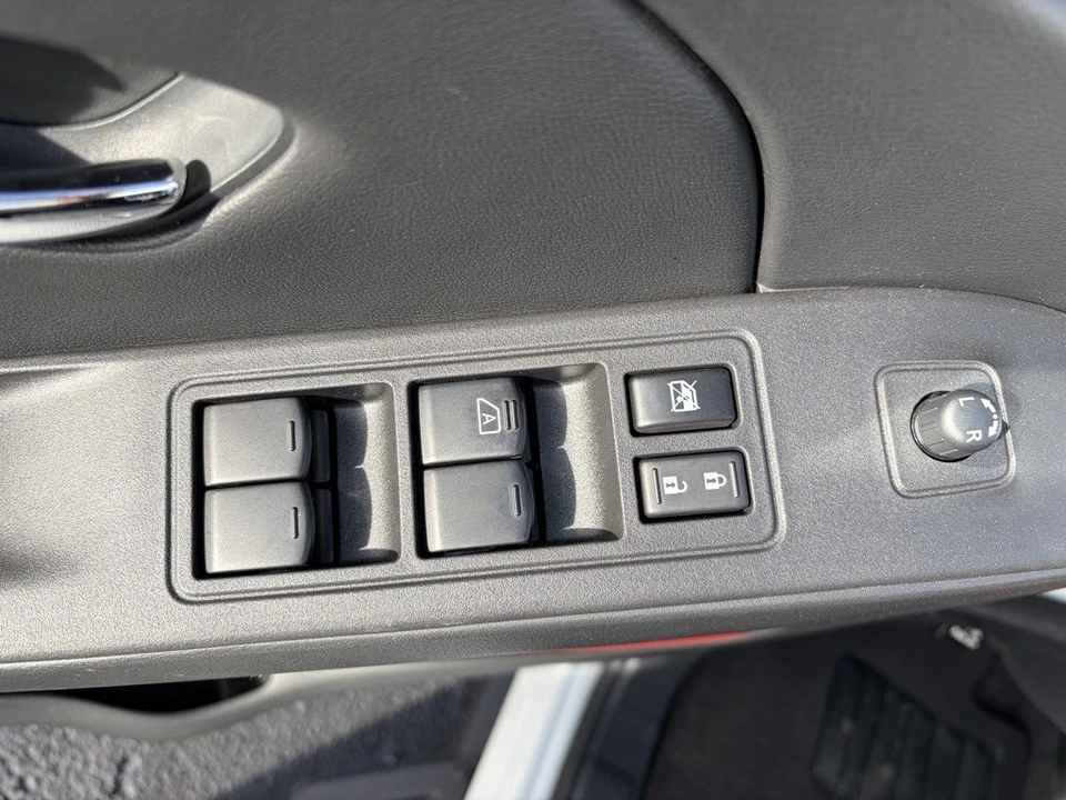 2025 Nissan Frontier 3rd Gen - Image 7 of 12