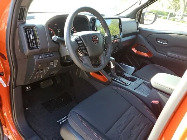 2025 Nissan Frontier 3rd Gen - Image 2 of 5