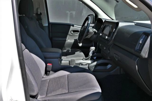 2025 Nissan Frontier 3rd Gen - Image 17 of 21