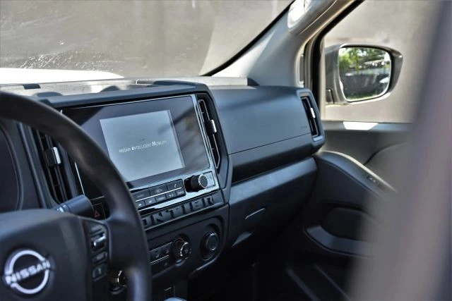 2025 Nissan Frontier 3rd Gen - Image 11 of 21