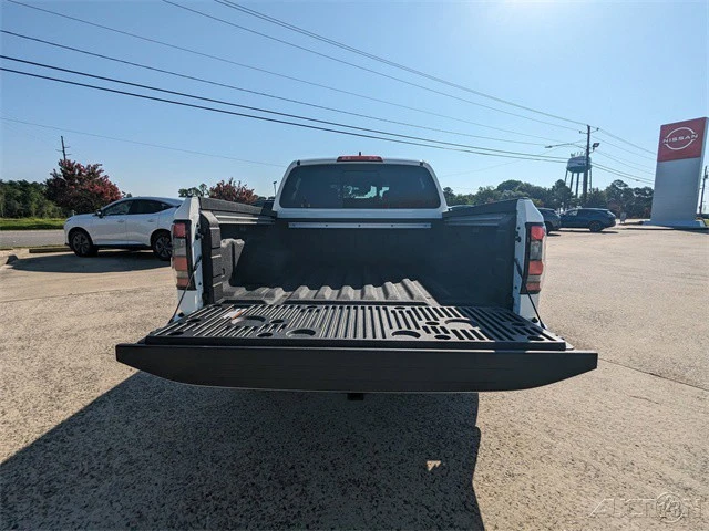 2025 Nissan Frontier 3rd Gen - Image 13 of 21