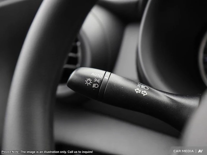 2025 Nissan Kicks - Image 19 of 20