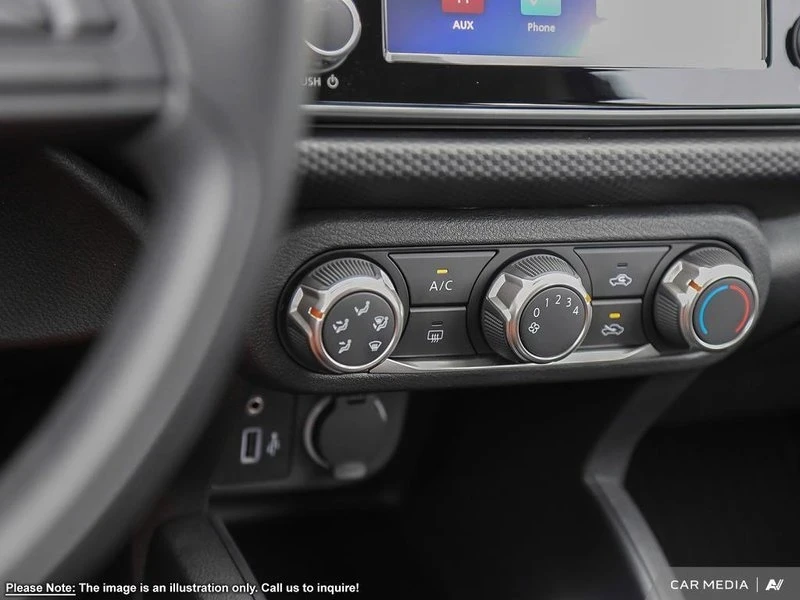 2025 Nissan Kicks - Image 18 of 20