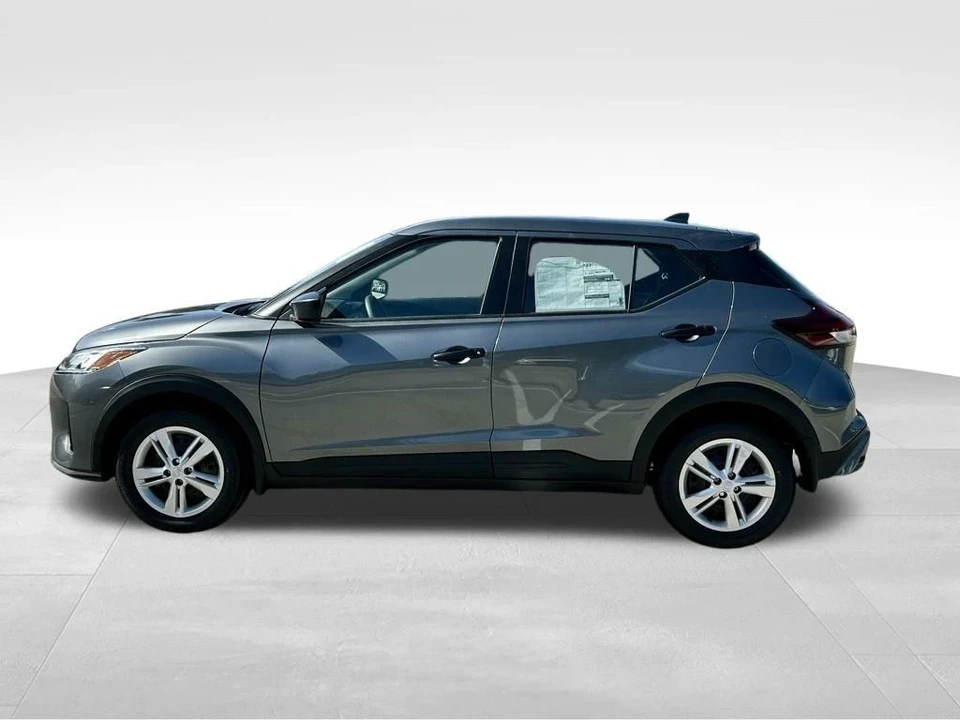 2025 Nissan Kicks - Image 3 of 21