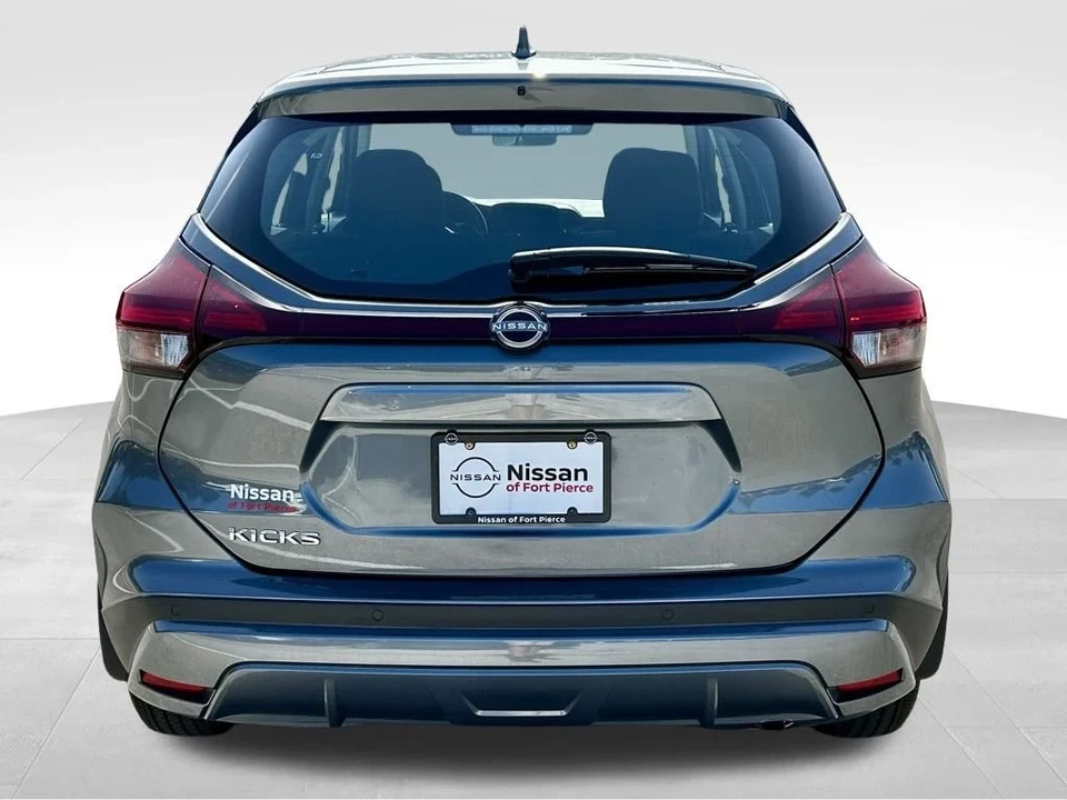 2025 Nissan Kicks - Image 5 of 21