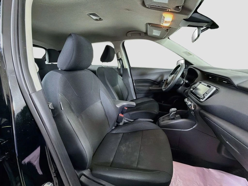 2025 Nissan Kicks - Image 25 of 31