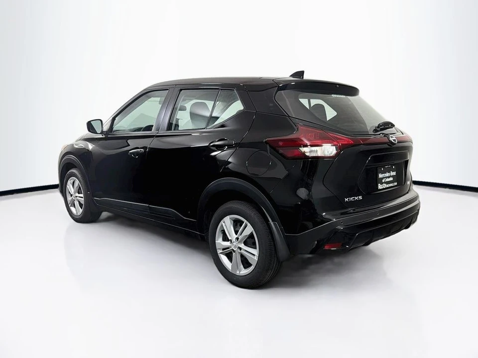 2025 Nissan Kicks - Image 5 of 31