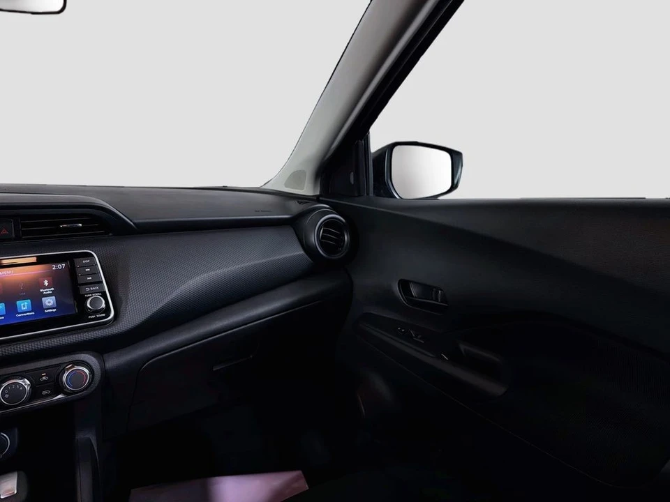 2025 Nissan Kicks - Image 22 of 31