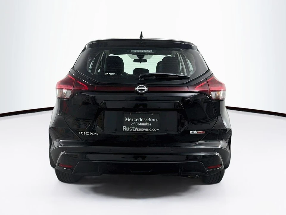 2025 Nissan Kicks - Image 6 of 31