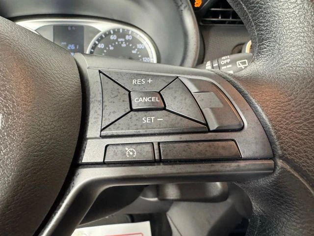 2025 Nissan Kicks - Image 17 of 21
