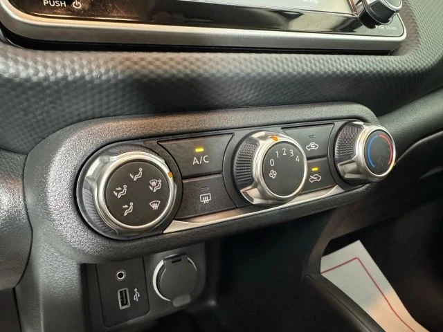 2025 Nissan Kicks - Image 21 of 21