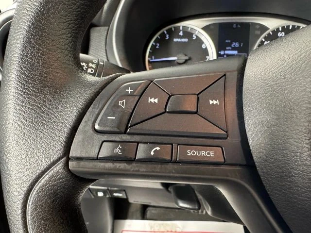 2025 Nissan Kicks - Image 16 of 21