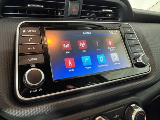 2025 Nissan Kicks - Image 20 of 21