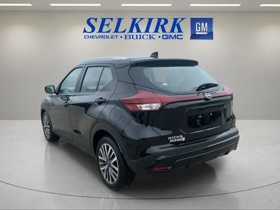 2025 Nissan Kicks - Image 4 of 12
