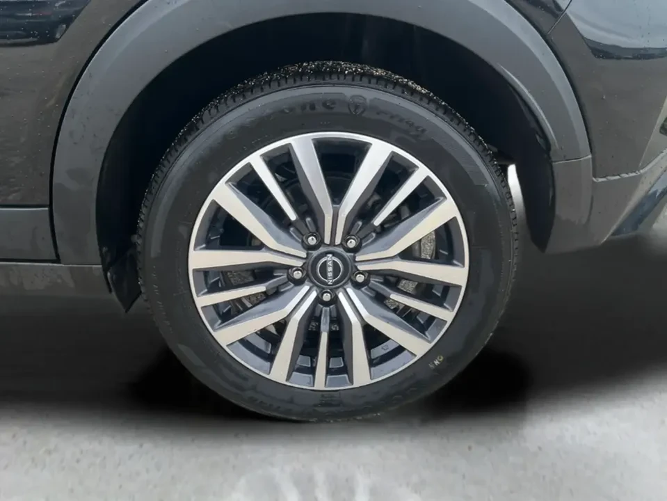 2025 Nissan Kicks - Image 6 of 12
