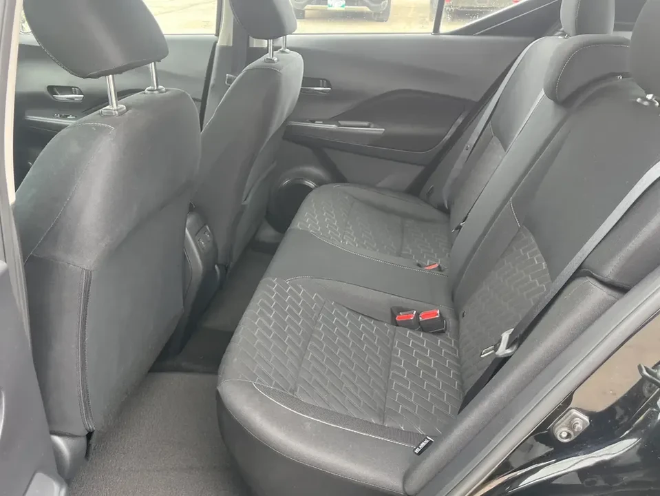 2025 Nissan Kicks - Image 11 of 12