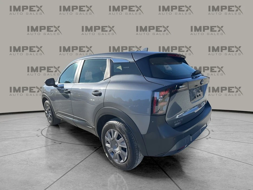 2025 Nissan Kicks - Image 3 of 21