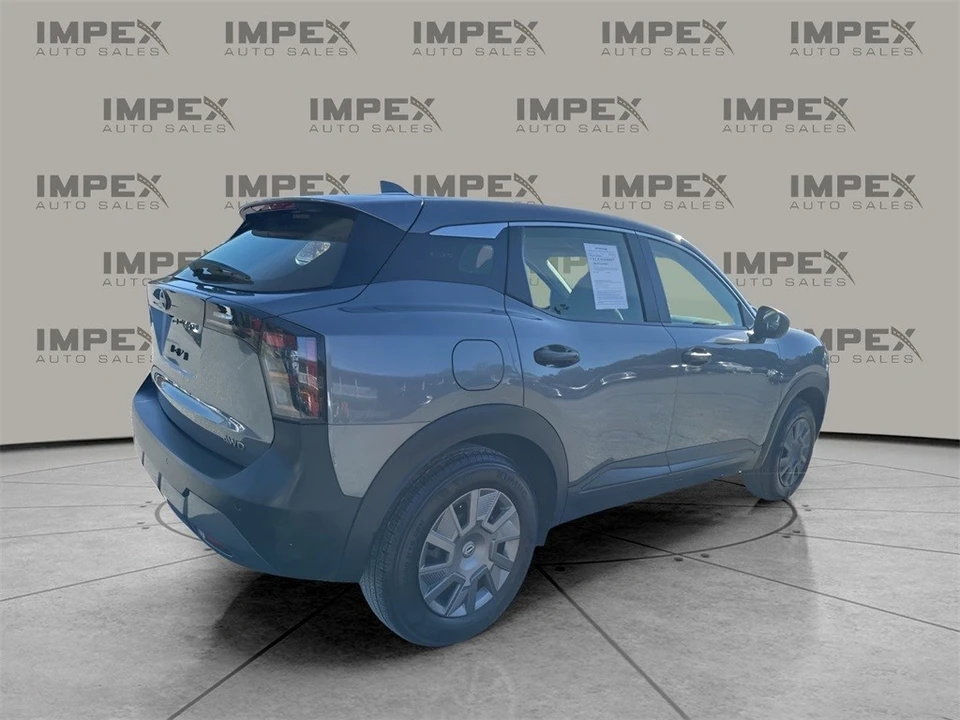 2025 Nissan Kicks - Image 5 of 12