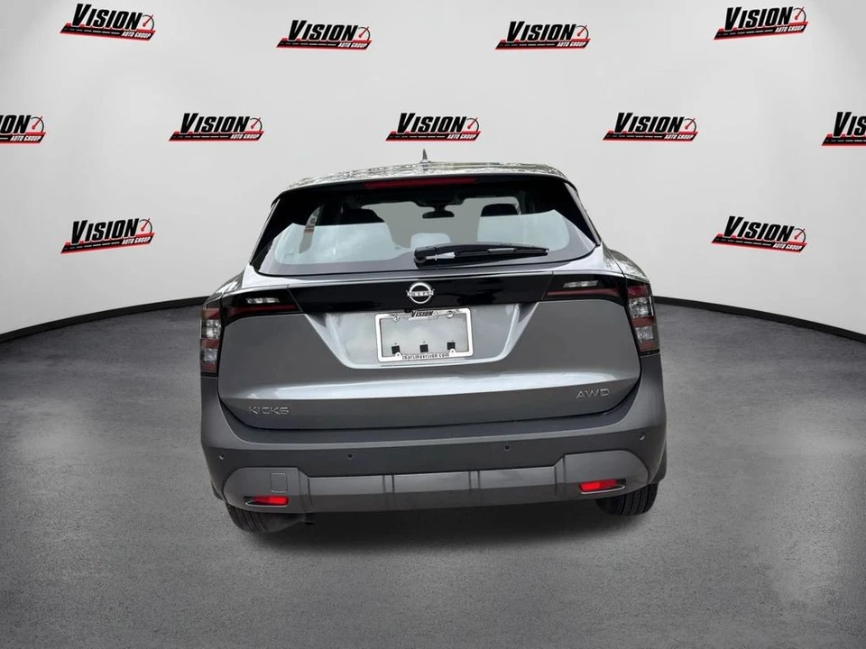2025 Nissan Kicks - Image 6 of 12