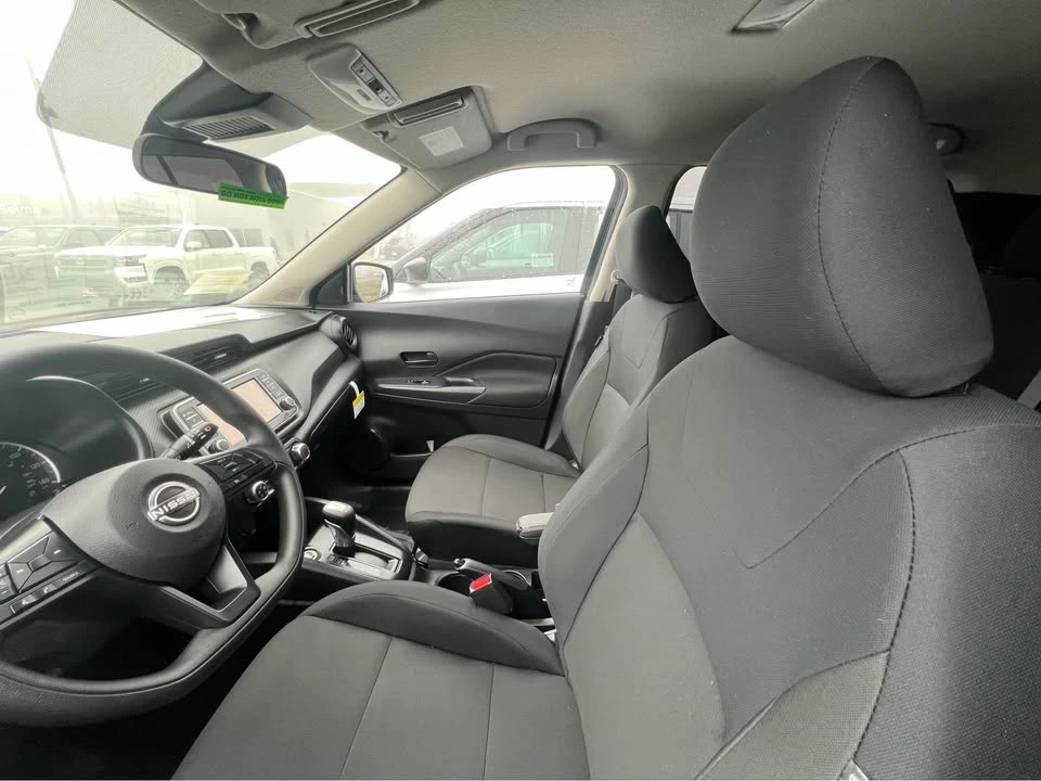 2025 Nissan Kicks - Image 5 of 5