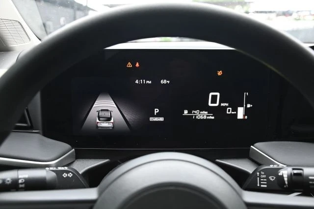 2025 Nissan Kicks - Image 11 of 21