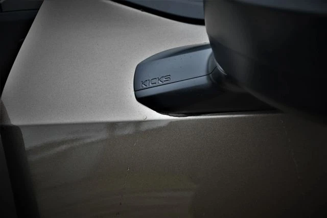 2025 Nissan Kicks - Image 9 of 21