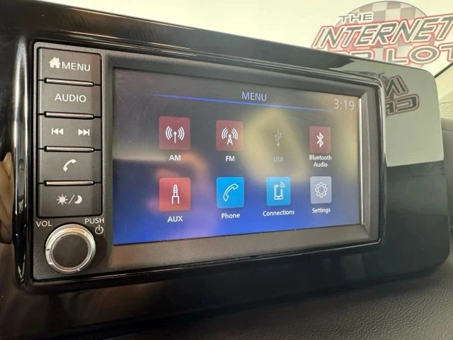 2025 Nissan Kicks - Image 18 of 21