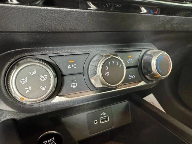 2025 Nissan Kicks - Image 19 of 21