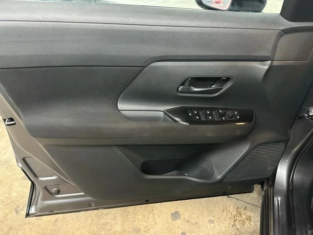 2025 Nissan Kicks - Image 20 of 21