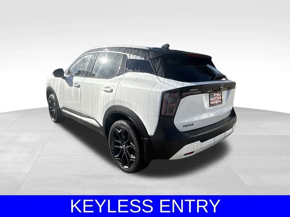2025 Nissan Kicks - Image 7 of 12