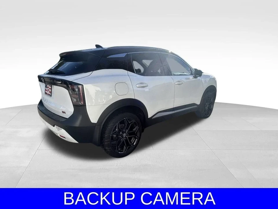 2025 Nissan Kicks - Image 4 of 12