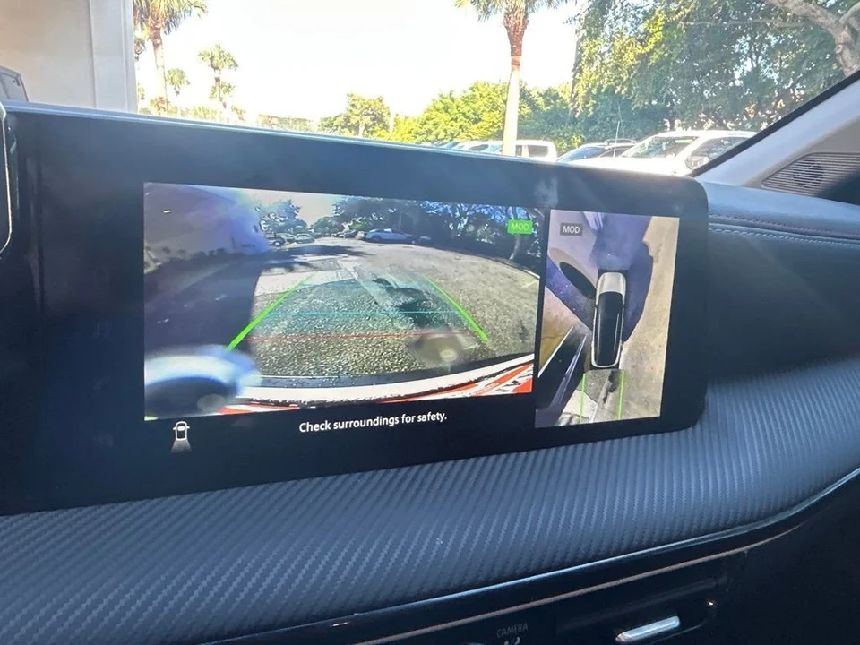 2025 Nissan Kicks - Image 12 of 12