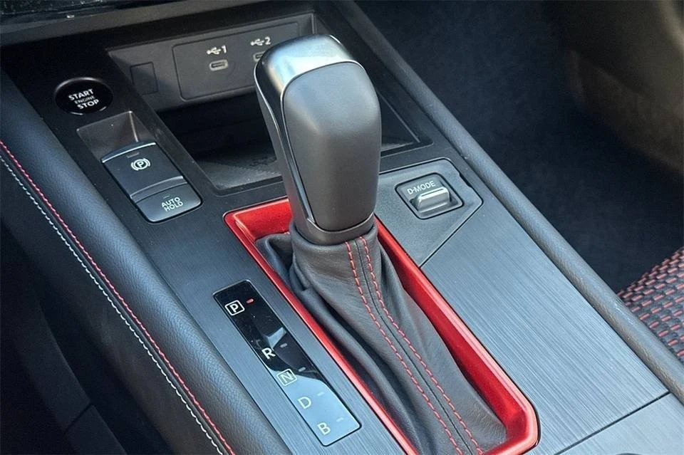 2025 Nissan Kicks - Image 6 of 10