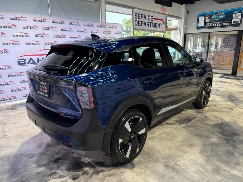 2025 Nissan Kicks - Image 6 of 31