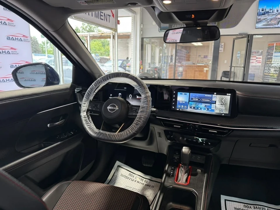 2025 Nissan Kicks - Image 25 of 31