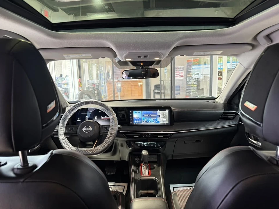 2025 Nissan Kicks - Image 23 of 31