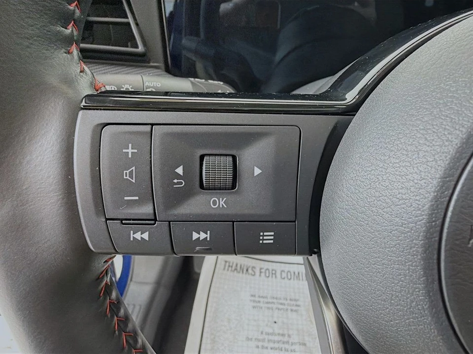 2025 Nissan Kicks - Image 11 of 12