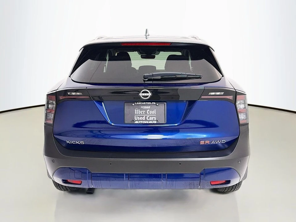 2025 Nissan Kicks - Image 6 of 12