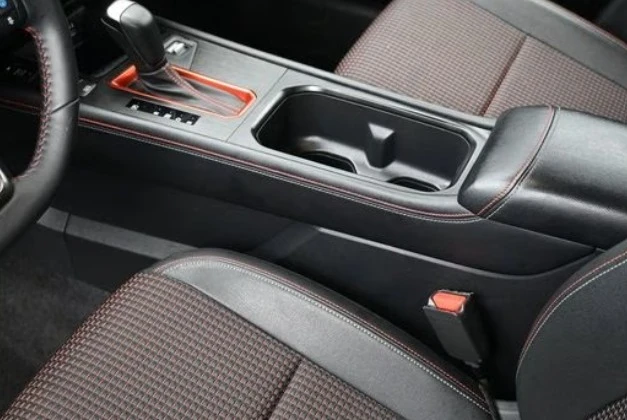 2025 Nissan Kicks - Image 7 of 9