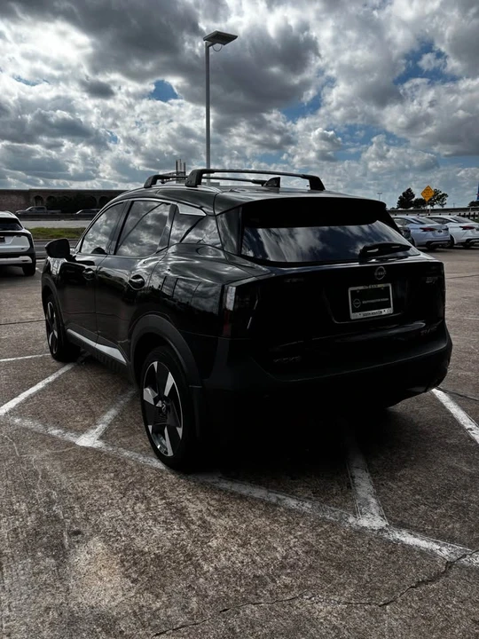 2025 Nissan Kicks - Image 4 of 12