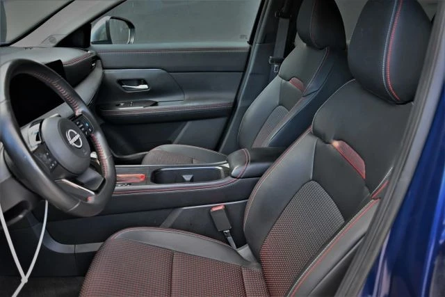 2025 Nissan Kicks - Image 19 of 24
