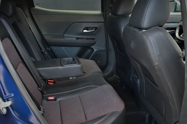 2025 Nissan Kicks - Image 22 of 24