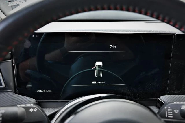 2025 Nissan Kicks - Image 12 of 24