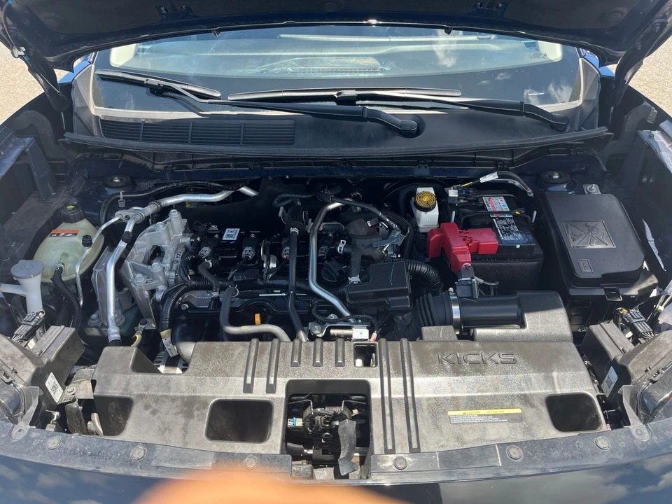 2025 Nissan Kicks - Image 29 of 31