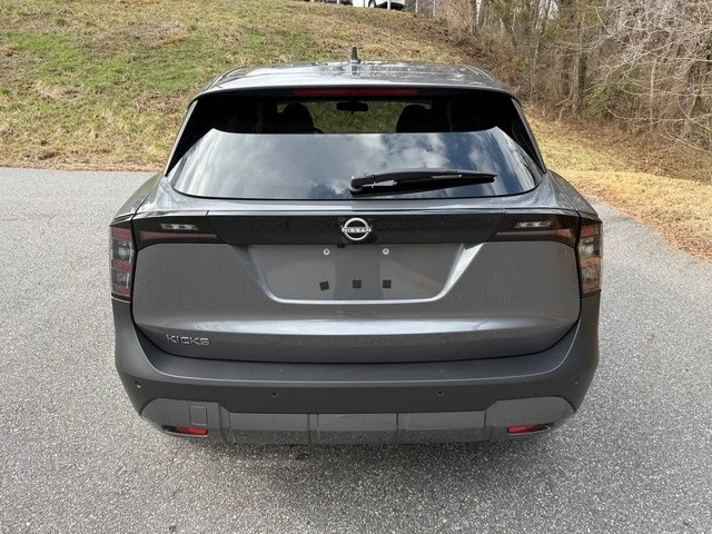 2025 Nissan Kicks - Image 7 of 27